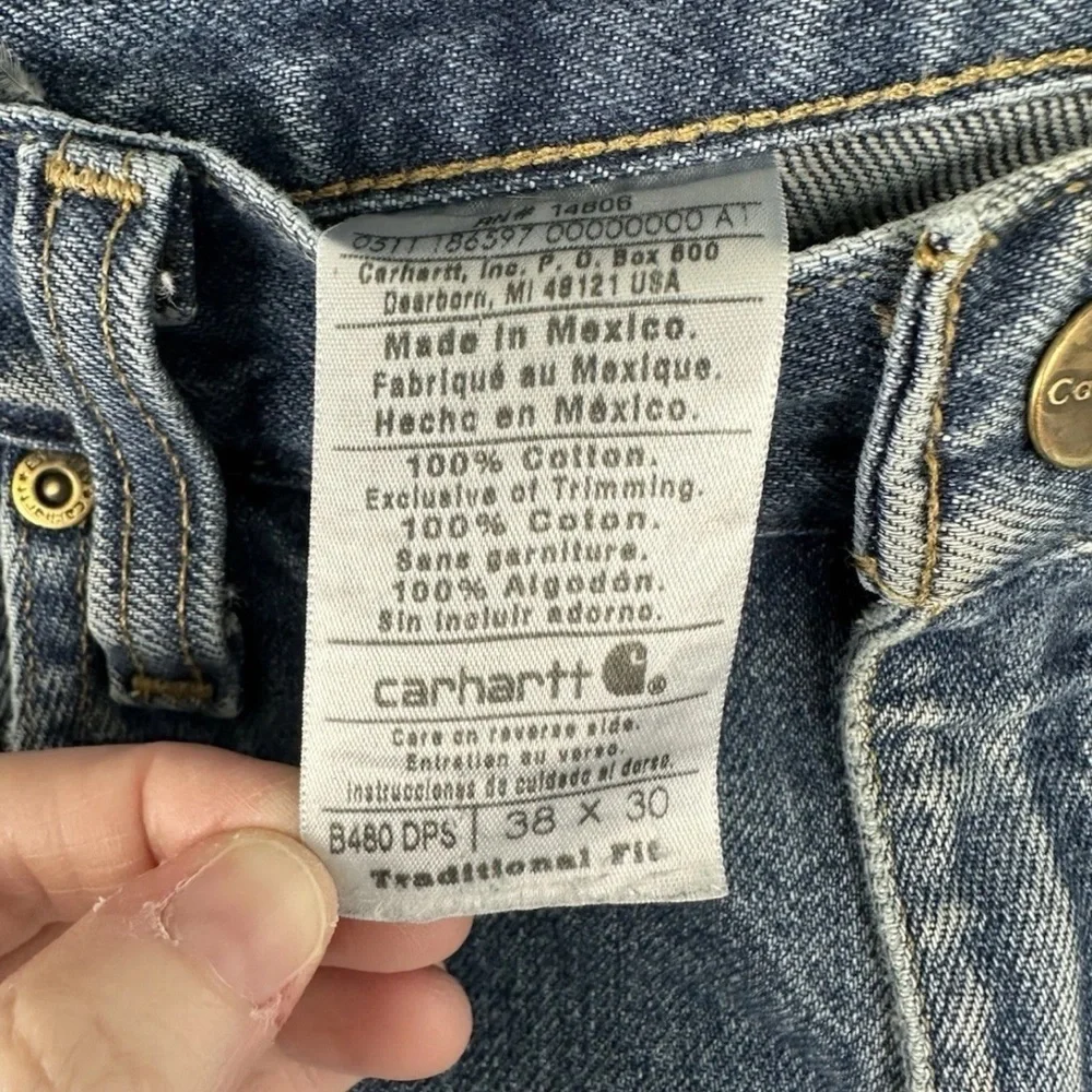 Carhartt Traditional Fit Denim Blue Jeans Mens 38x30 Workwear Distressed *flaw